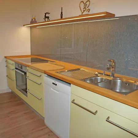 Apartamento Isolde By Interhome